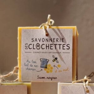 Savon lait de chèvre miel - création locale Lamure-sur-Azergues